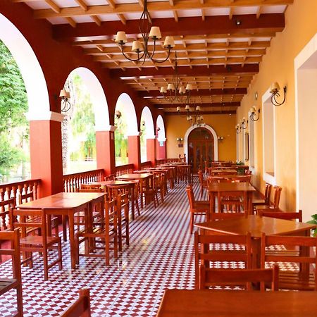 Dm Hoteles Mossone - Ica Bagian luar foto