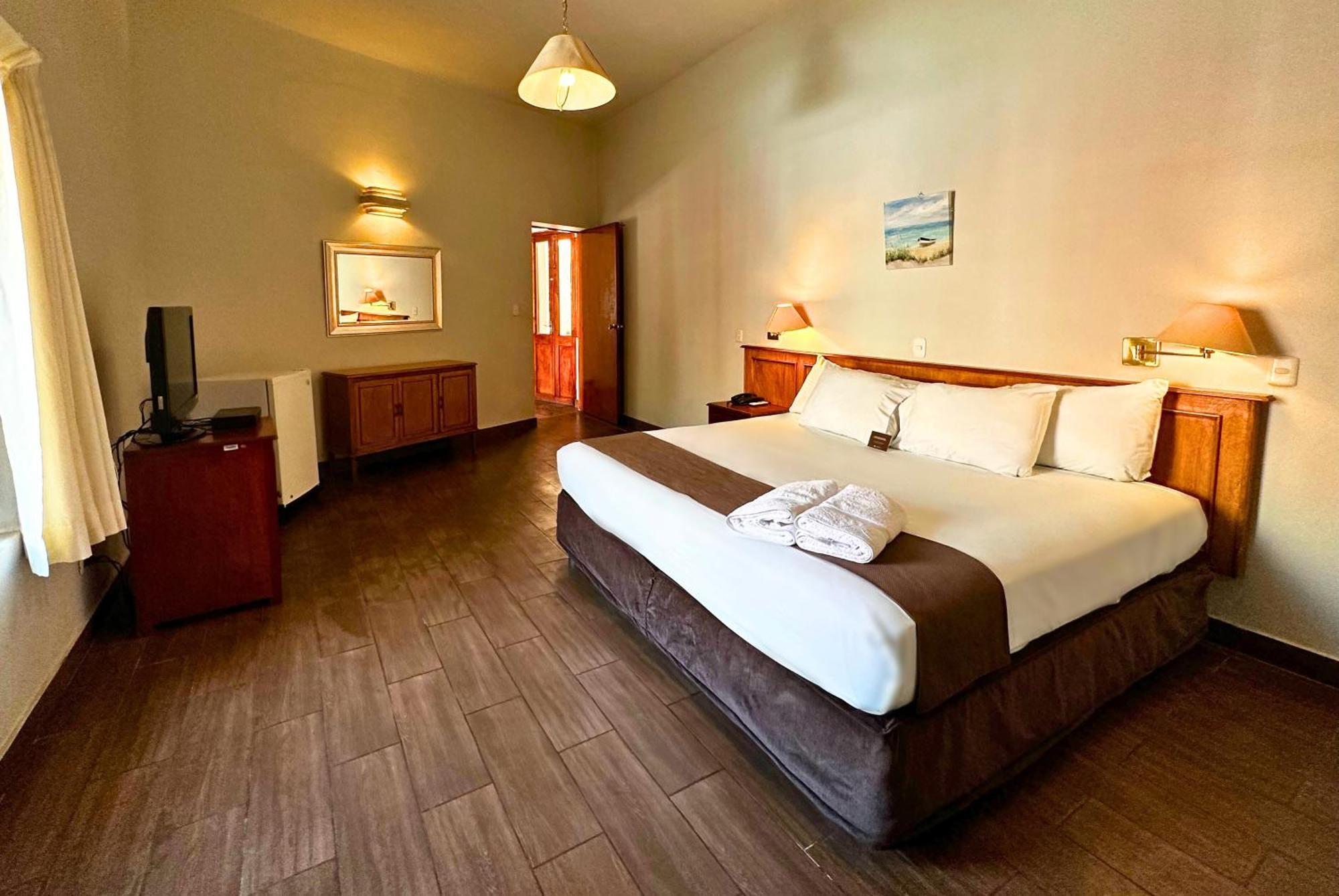 Dm Hoteles Mossone - Ica Bagian luar foto
